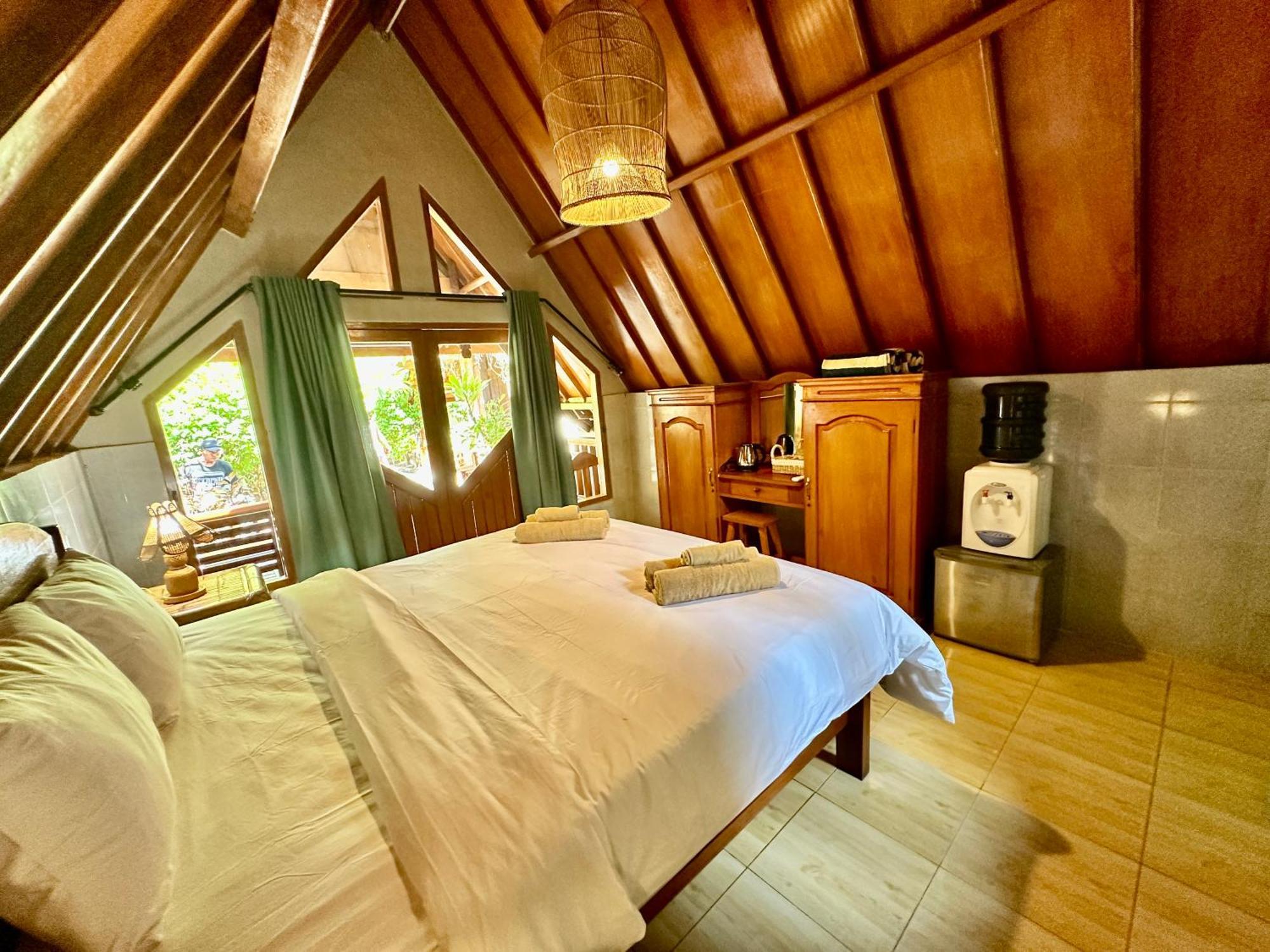 Sunny Rose Bungalows Gili Air - Adults Only エクステリア 写真