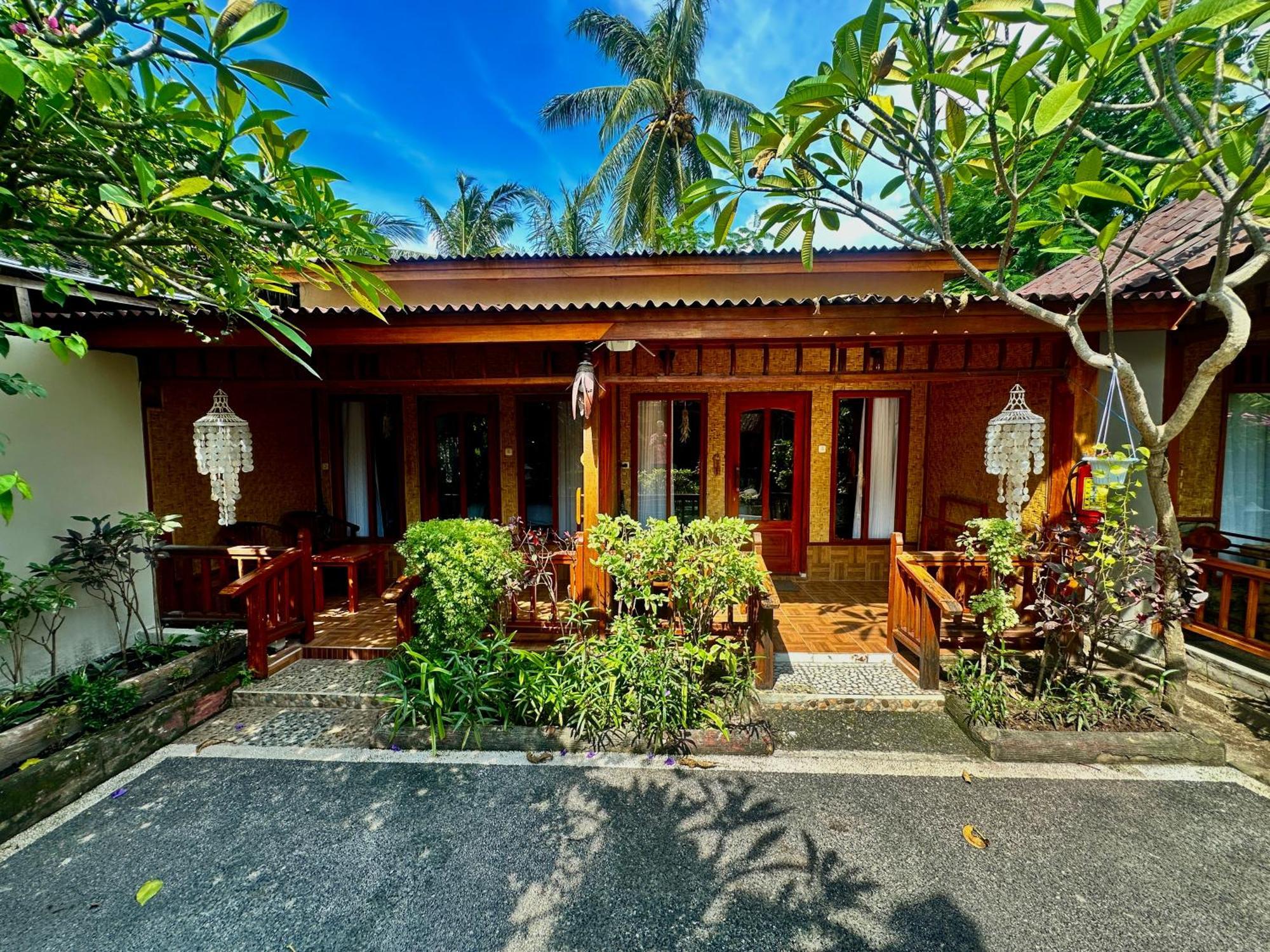 Sunny Rose Bungalows Gili Air - Adults Only エクステリア 写真