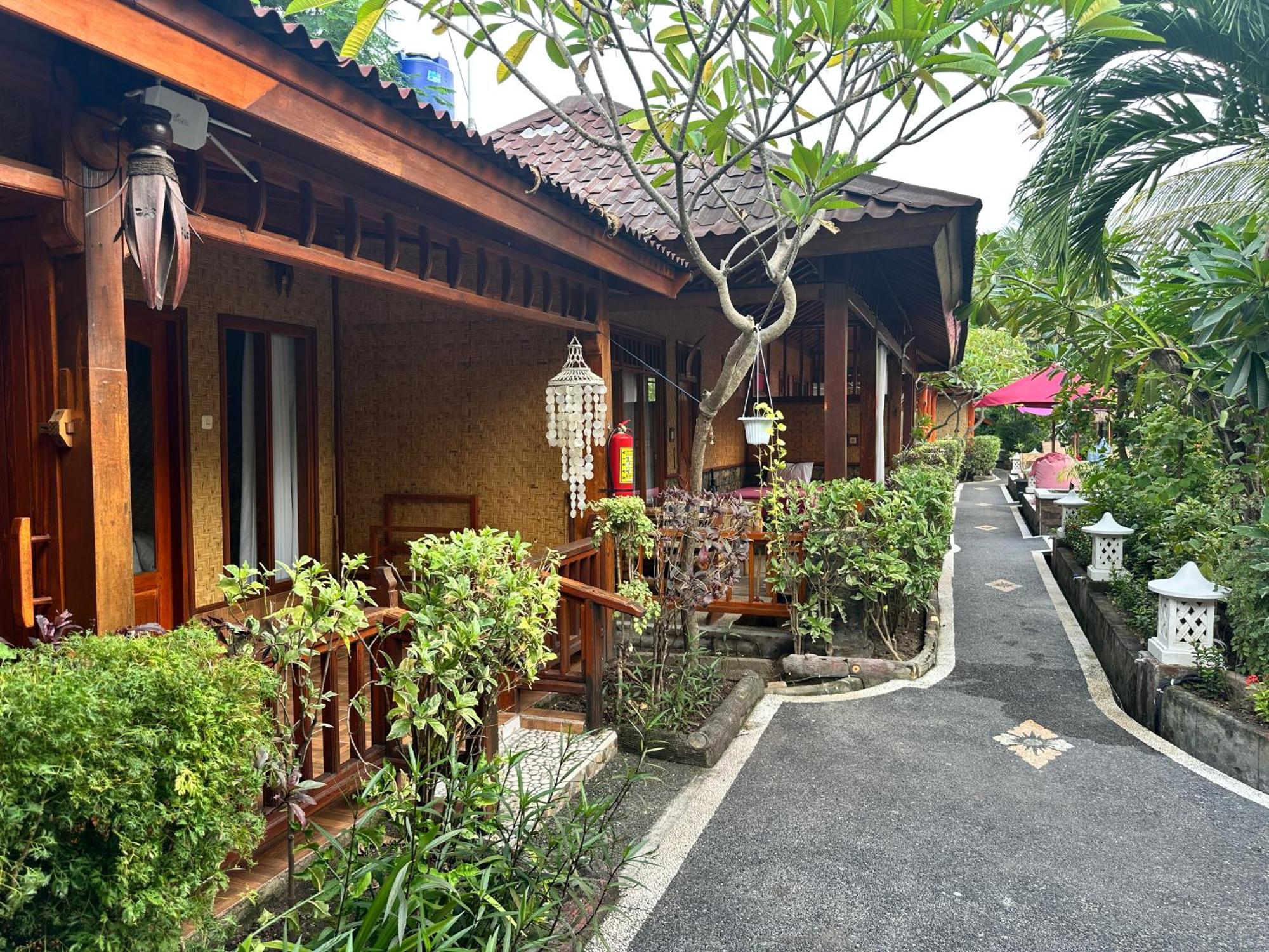 Sunny Rose Bungalows Gili Air - Adults Only エクステリア 写真