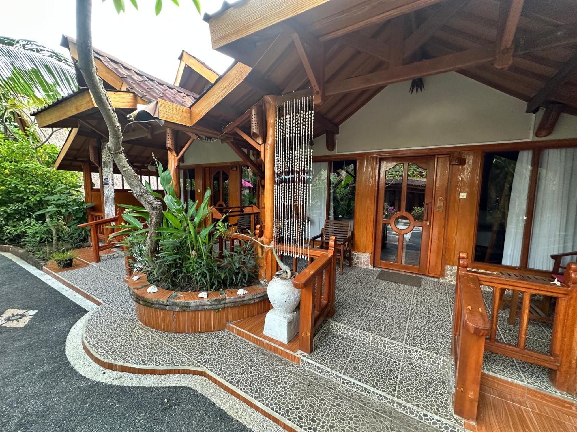 Sunny Rose Bungalows Gili Air - Adults Only エクステリア 写真