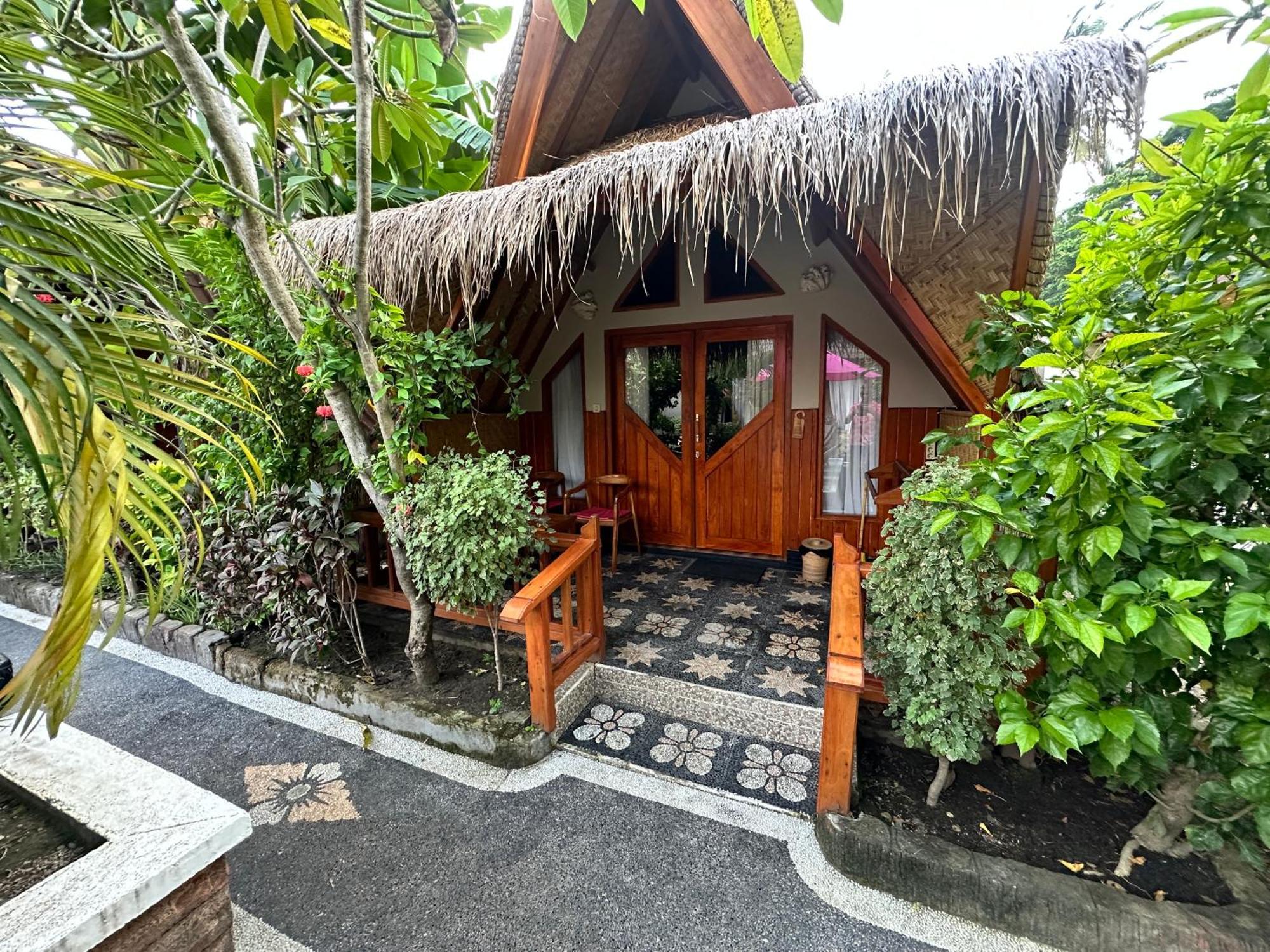 Sunny Rose Bungalows Gili Air - Adults Only エクステリア 写真